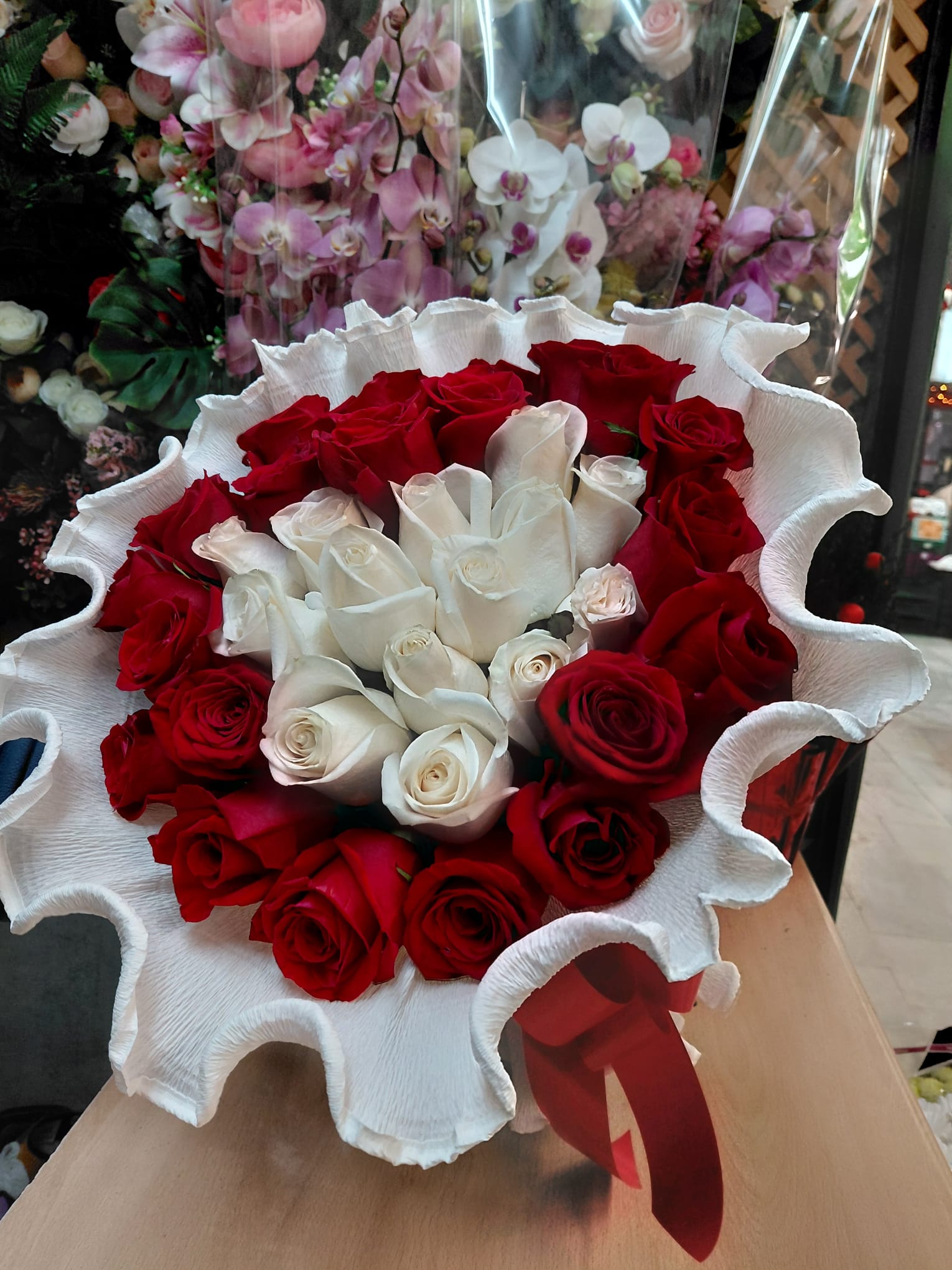 Ramo de rosas de corazón hecho a mano en Albacete